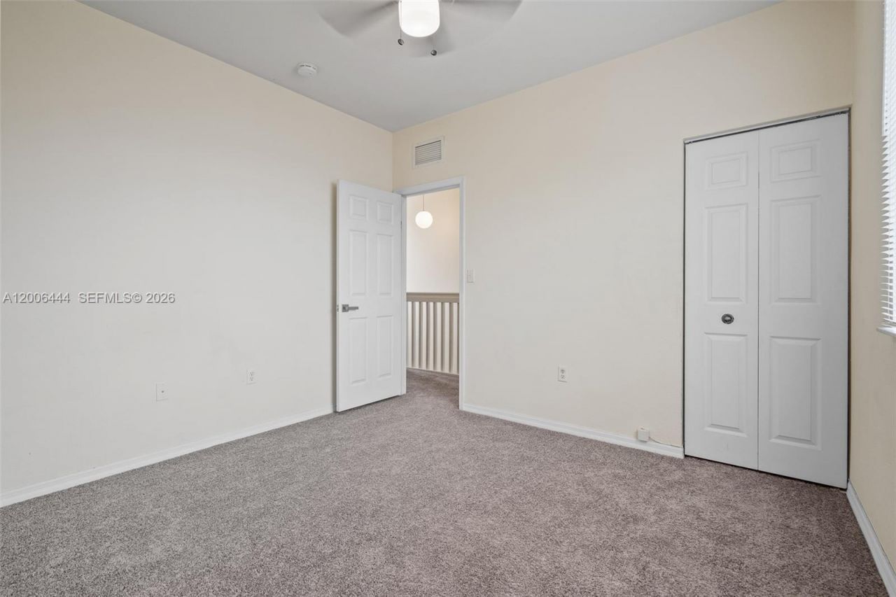 627 E Mowry Ct, Homestead, FL 33030 Photo