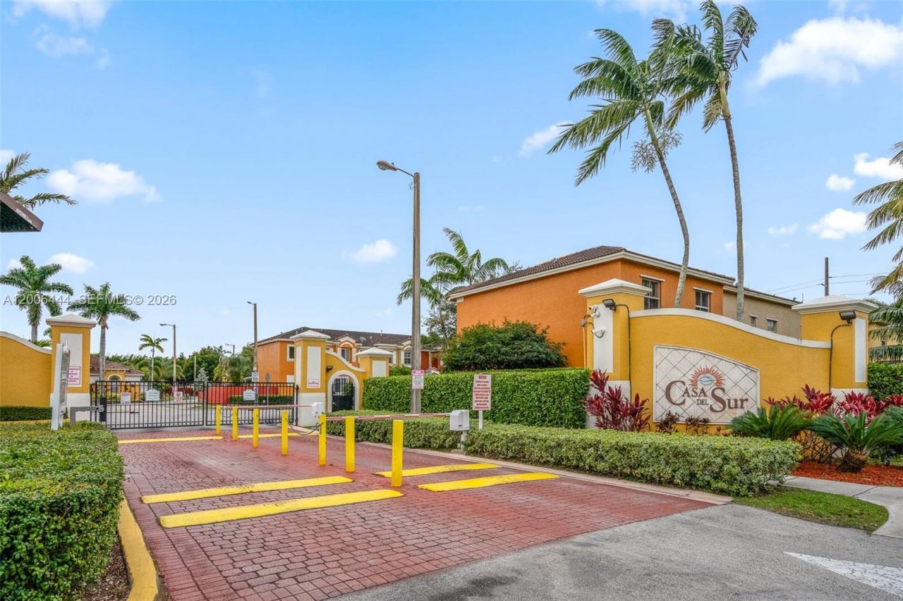 627 E Mowry Ct, Homestead, FL 33030 Photo