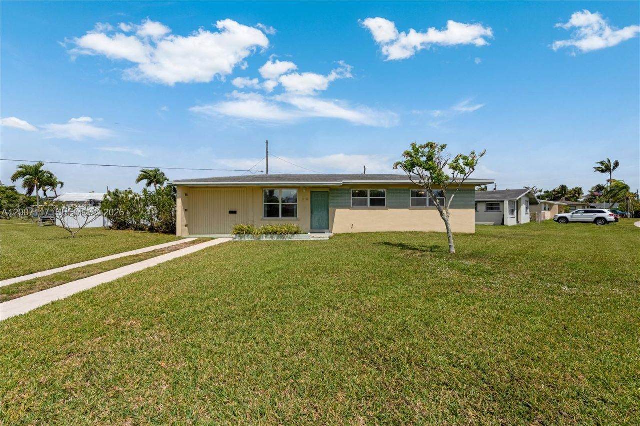 19930 Christmas Rd , Cutler Bay, FL 33157 Photo