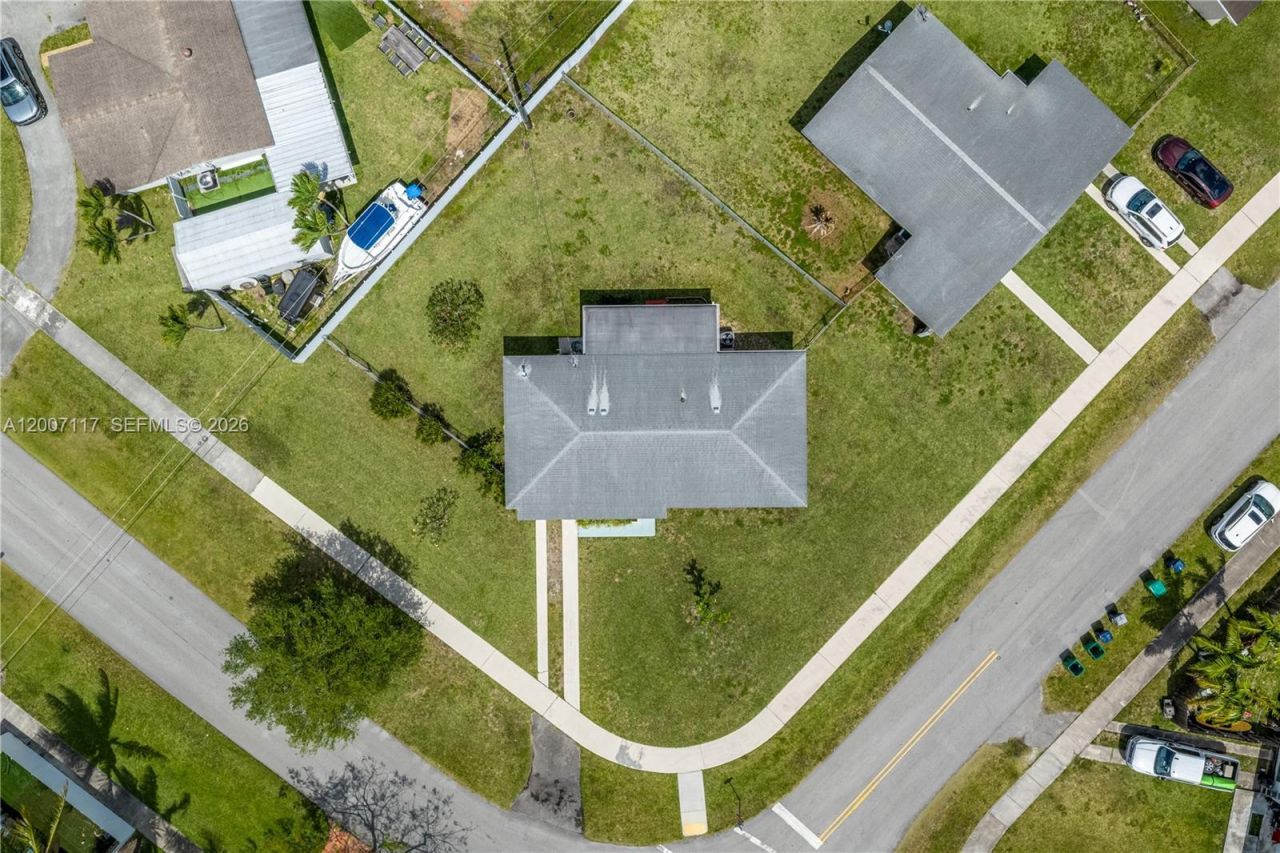 19930 Christmas Rd , Cutler Bay, FL 33157 Photo