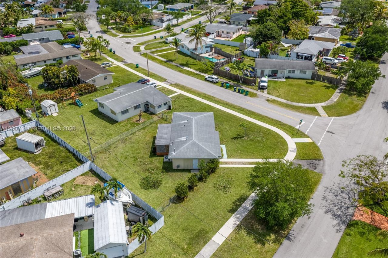 19930 Christmas Rd , Cutler Bay, FL 33157 Photo