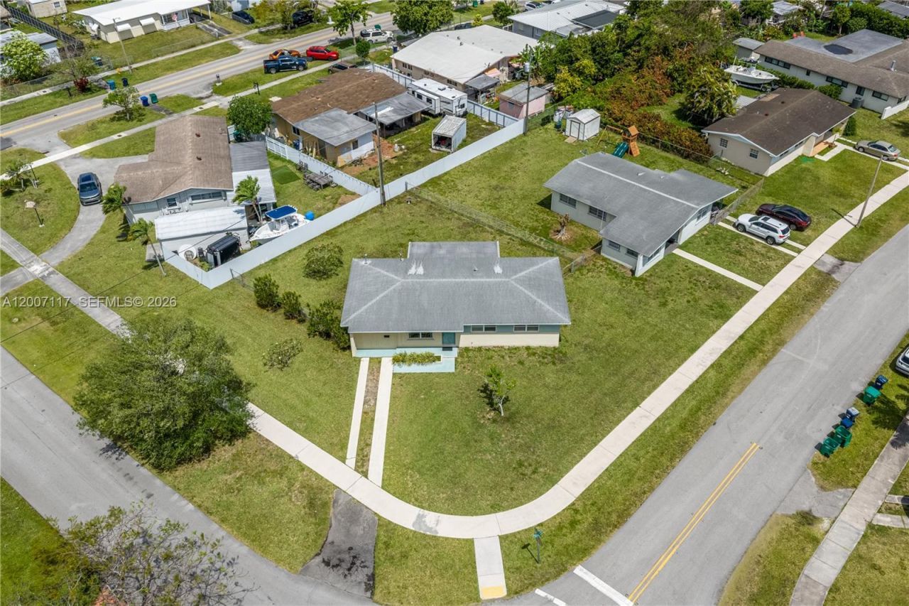 19930 Christmas Rd , Cutler Bay, FL 33157 Photo