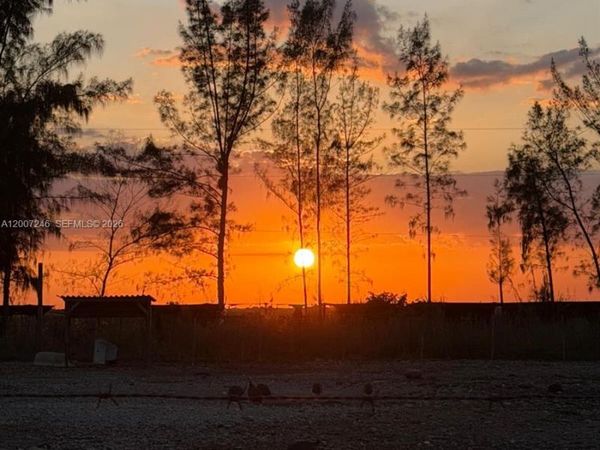 14370 SW 208 AVE , Miami, FL 33196