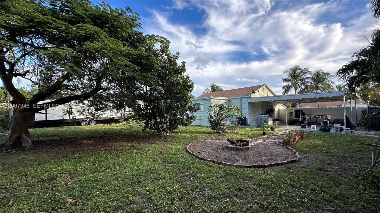 119 SW 8th Ave, Boynton Beach, FL 33435 Photo