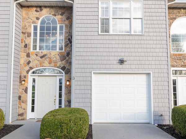 149 Townhouse Ln 3b, Lewisburg, WV 24901