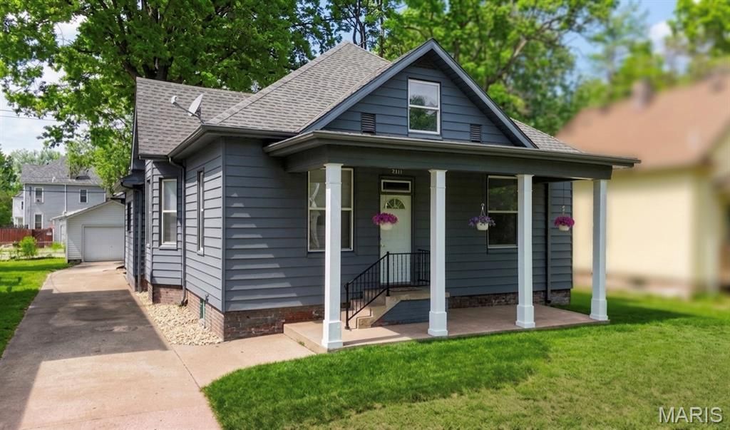 2311 Edison Avenue, Granite City, IL 62040 Main Photo