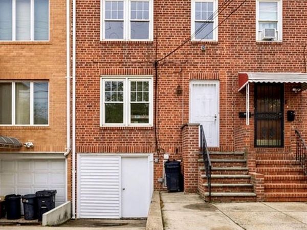 6916 Fresh Meadow Lane , Fresh Meadows, NY 11365