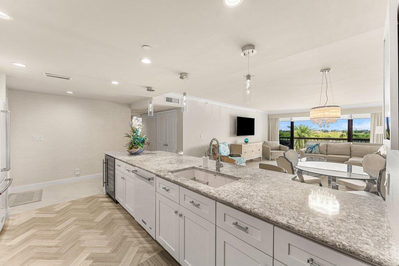 4740 S Ocean Boulevard, Unit 507, Highland Beach, FL 33487 Photo