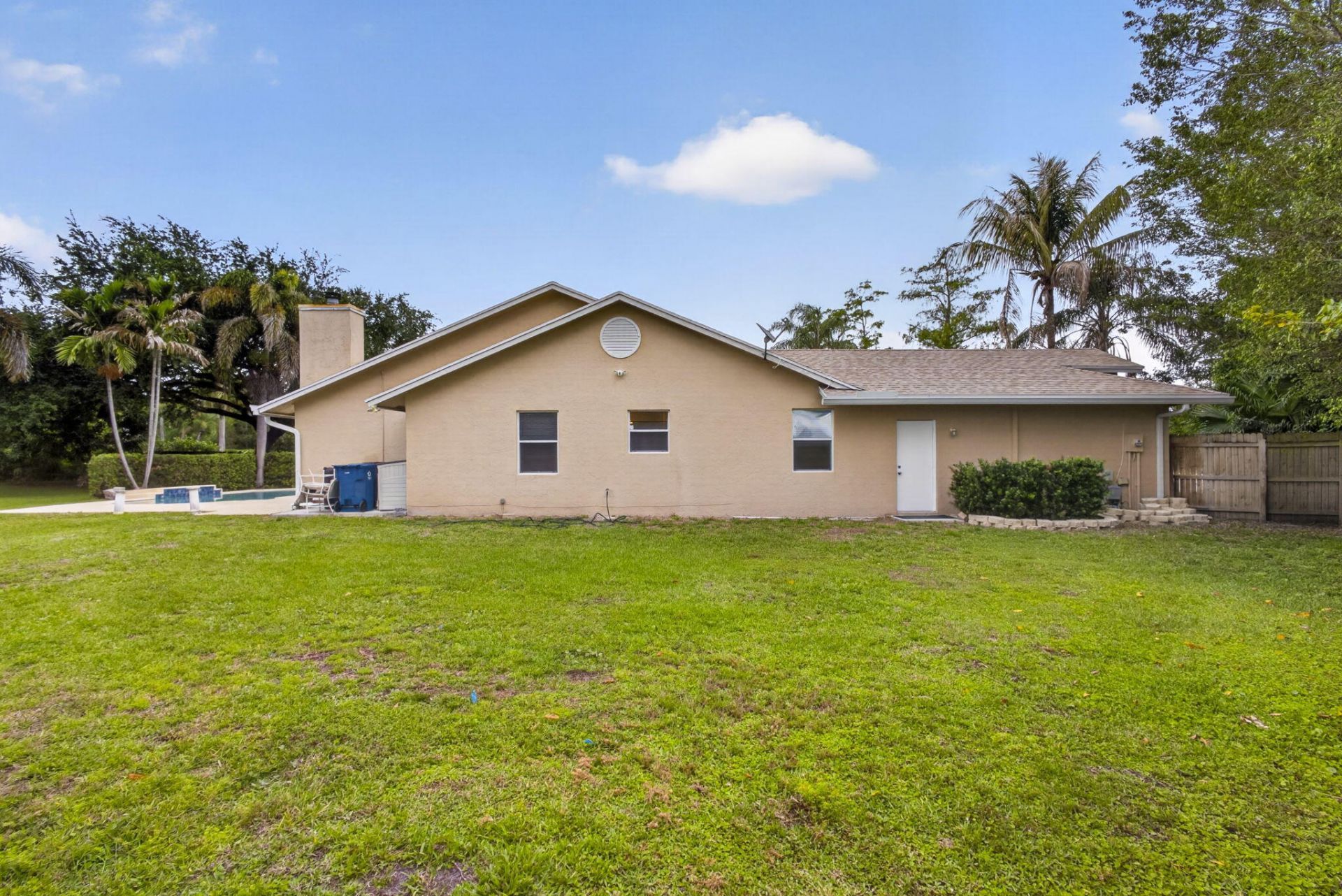 103 Oxford Court, Royal Palm Beach, FL 33411 Photo