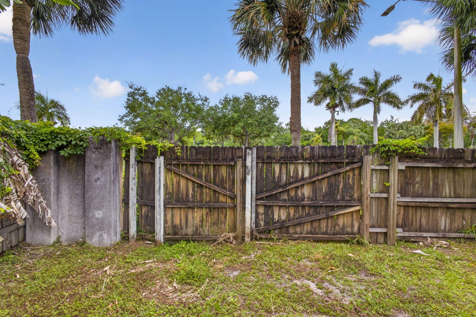 103 Oxford Court, Royal Palm Beach, FL 33411 Photo