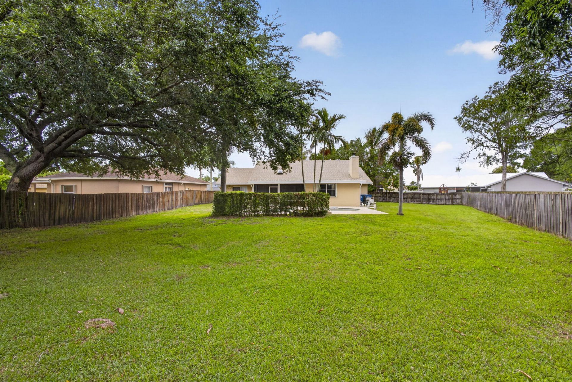 103 Oxford Court, Royal Palm Beach, FL 33411 Photo