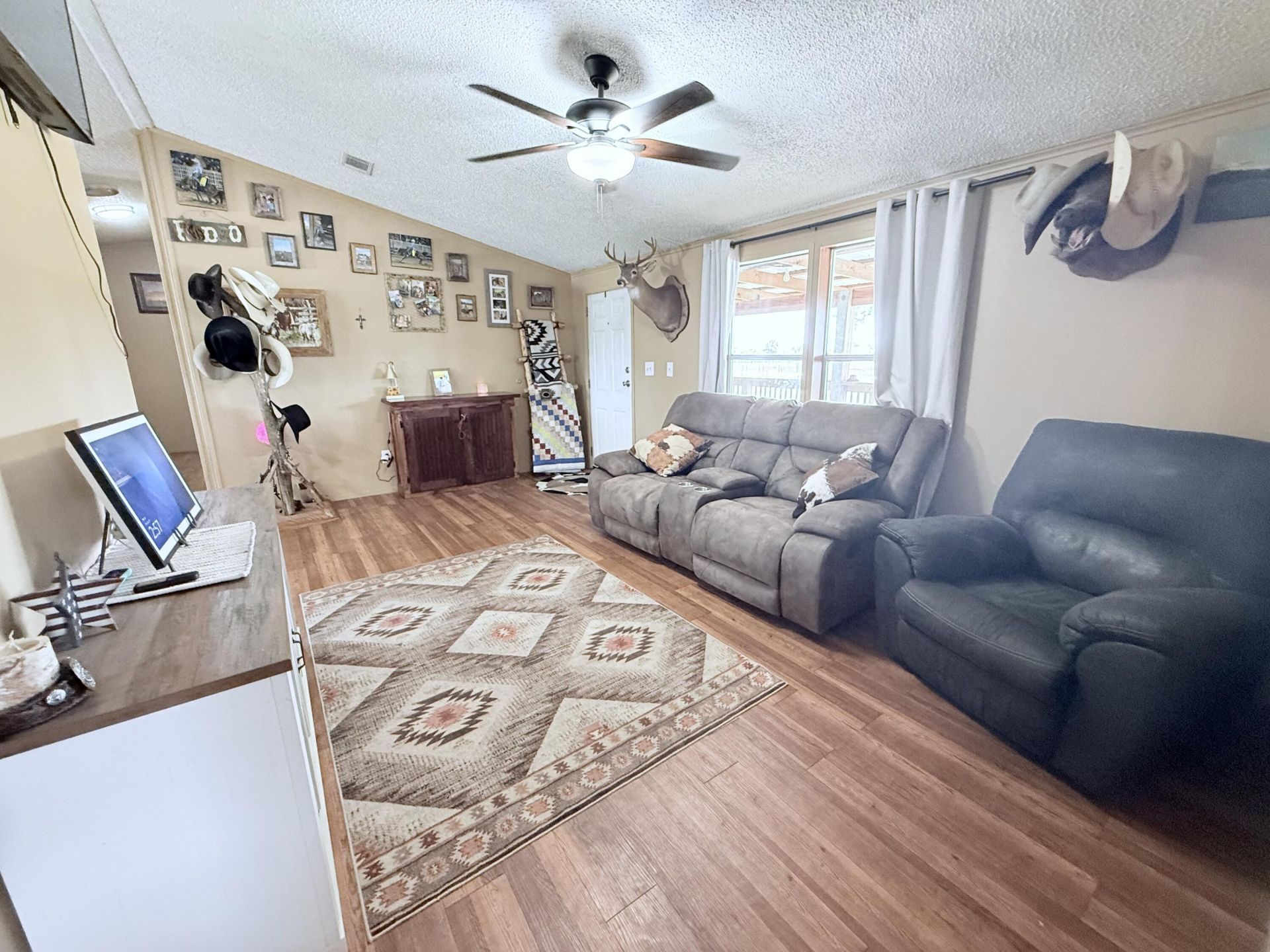 1075 SW Rucks Dairy Road, Okeechobee, FL 34974 Photo