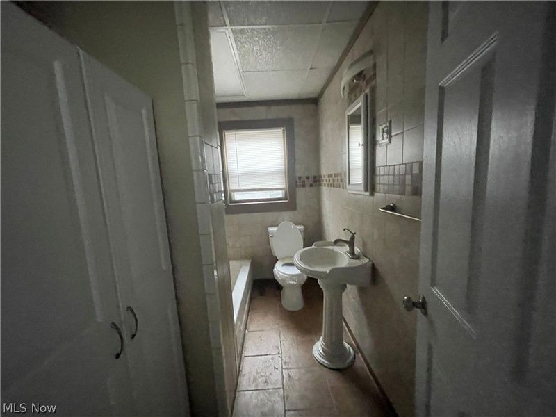 626 Washington Street, Martins Ferry, OH 43935 Photo 8