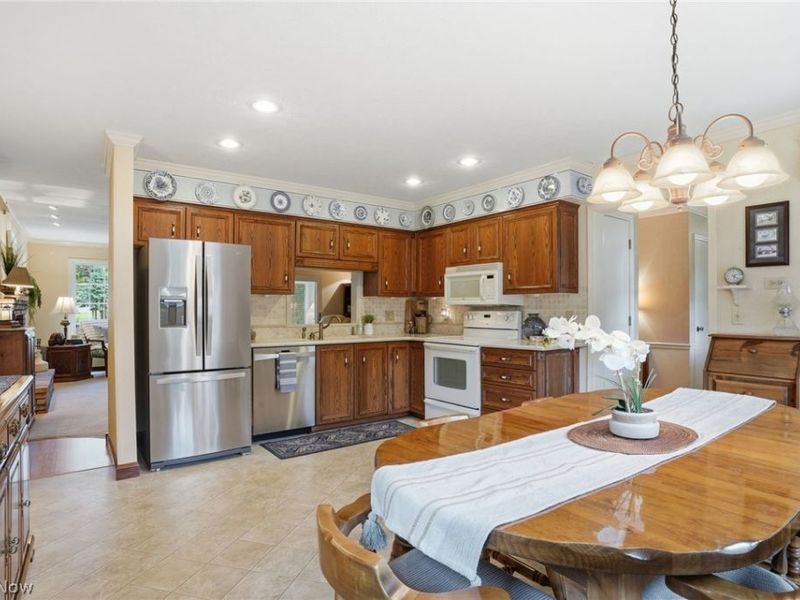 5802 Cambridge Circle, Sandusky, OH 44870 Photo 10