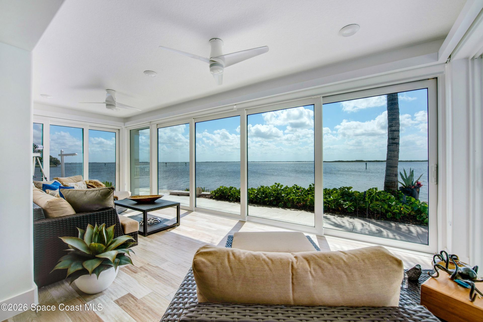 93 W Bay Drive, Cocoa Beach, FL 32931 Photo