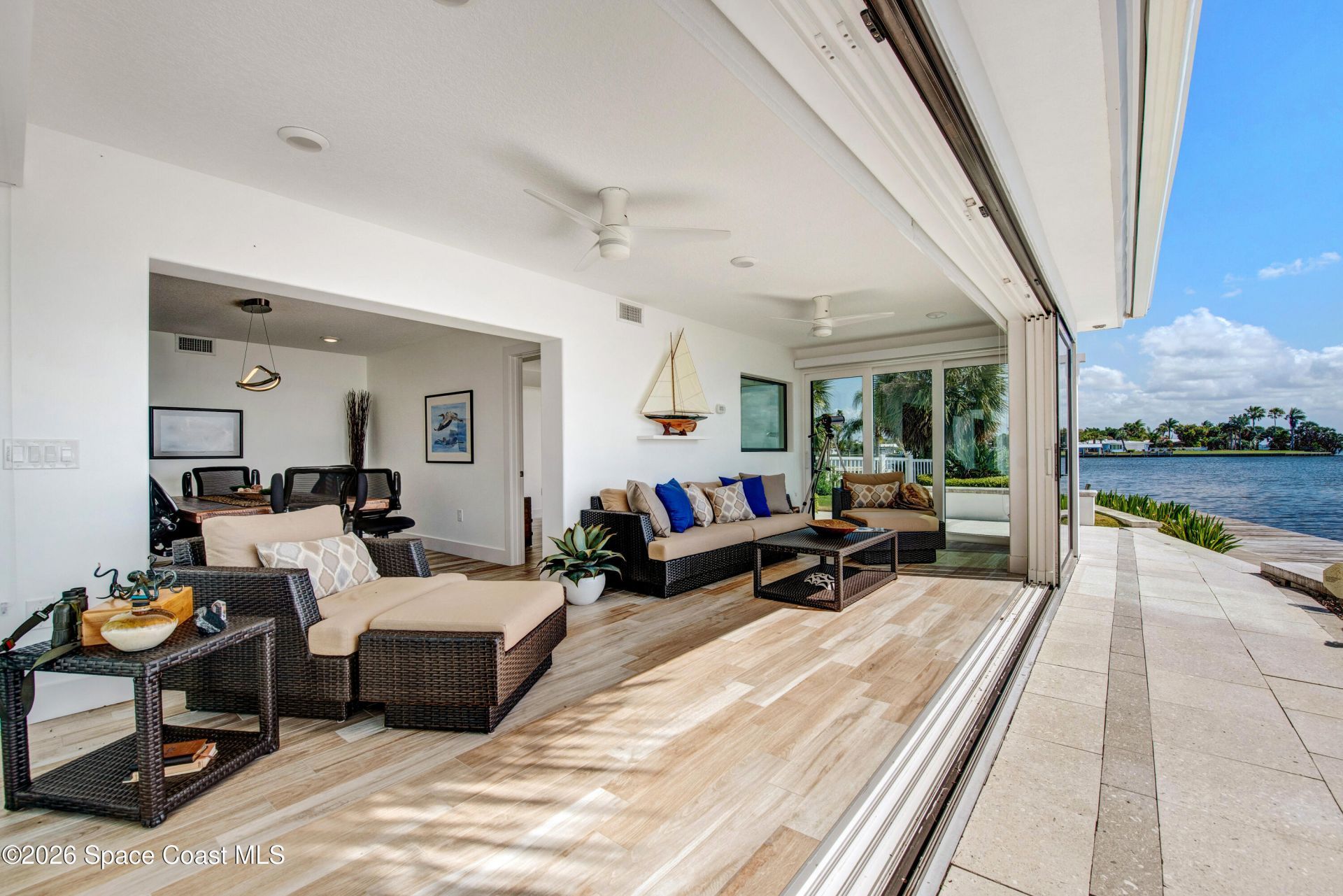 93 W Bay Drive, Cocoa Beach, FL 32931 Photo