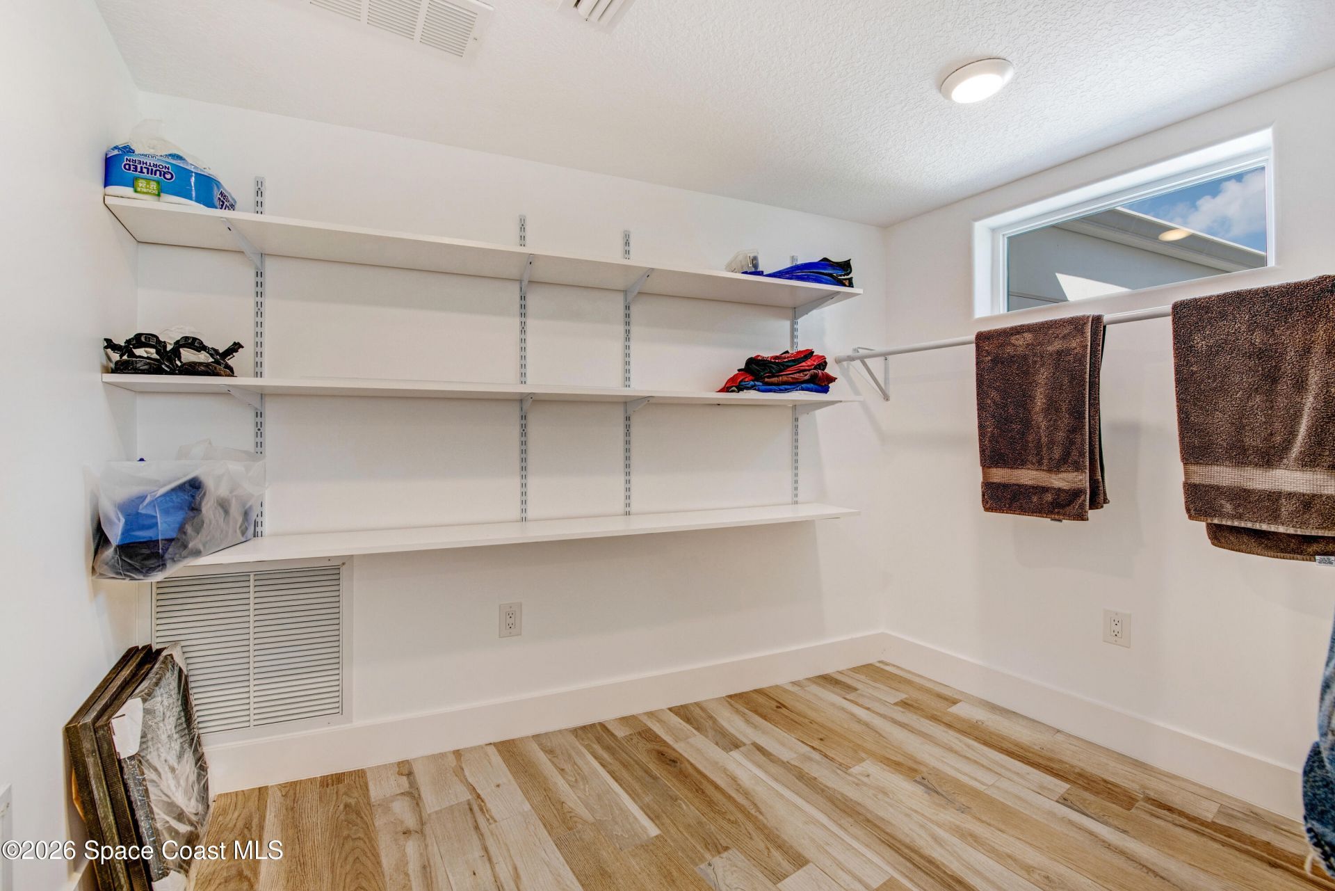 93 W Bay Drive, Cocoa Beach, FL 32931 Photo