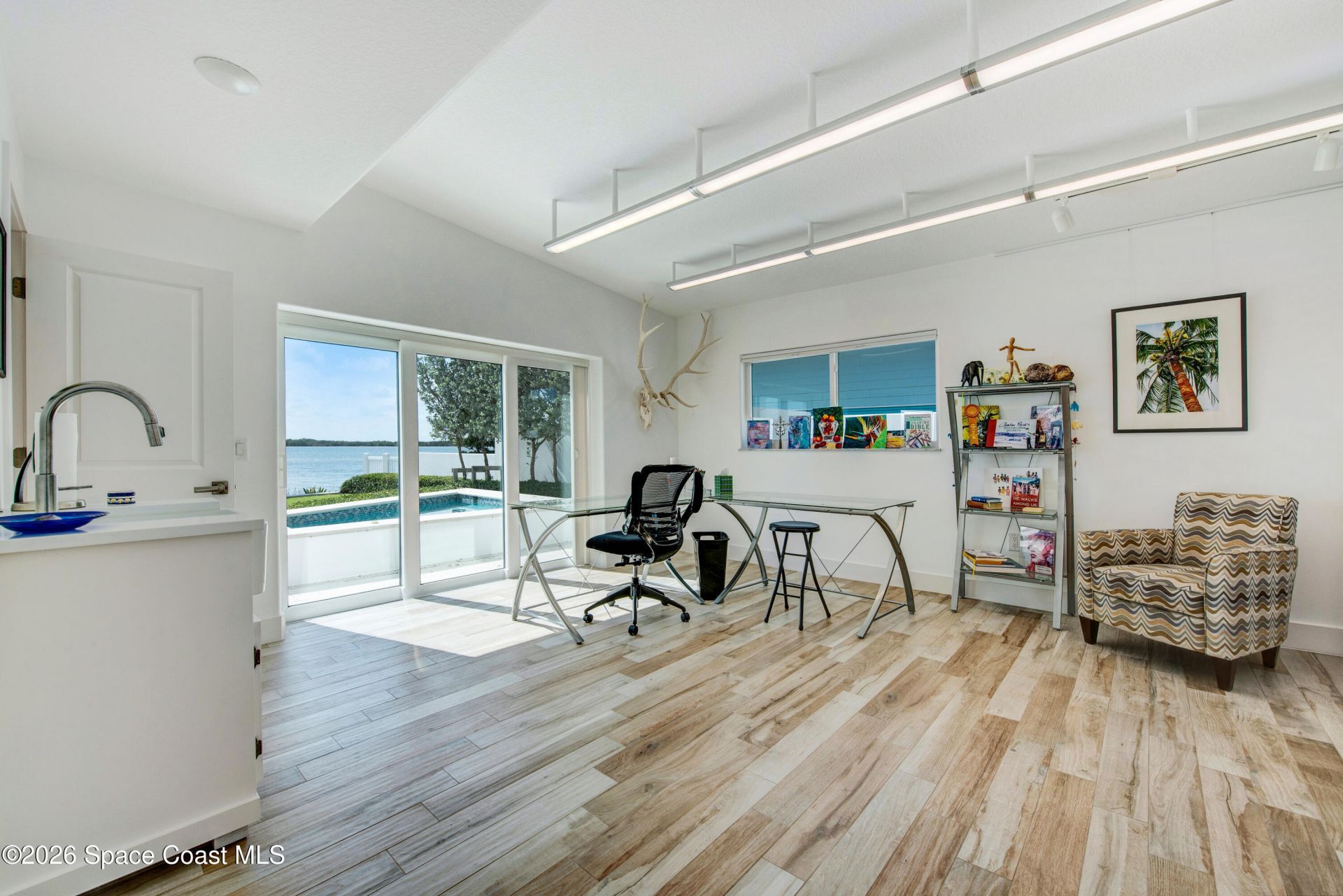 93 W Bay Drive, Cocoa Beach, FL 32931 Photo