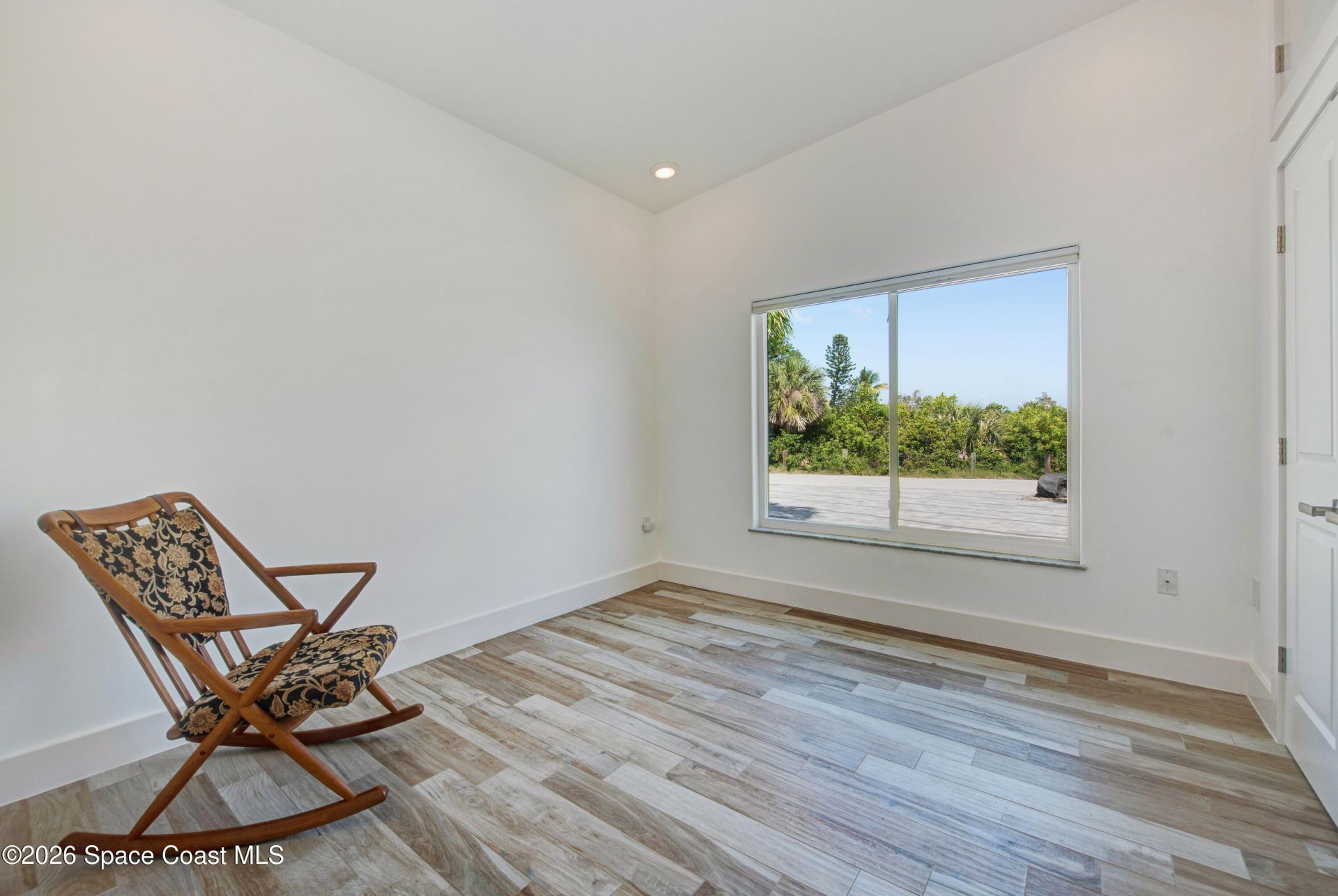 93 W Bay Drive, Cocoa Beach, FL 32931 Photo