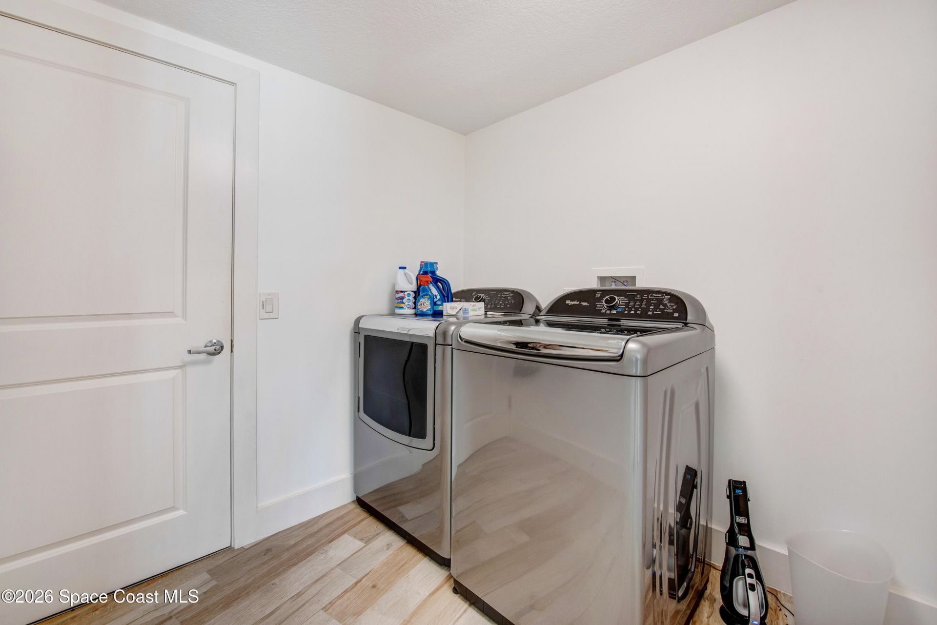 93 W Bay Drive, Cocoa Beach, FL 32931 Photo
