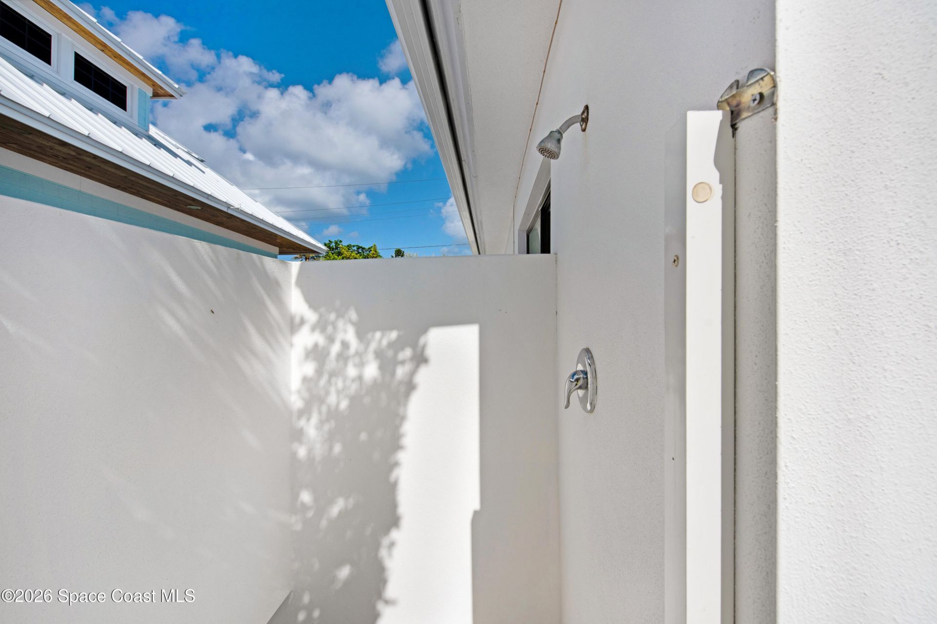 93 W Bay Drive, Cocoa Beach, FL 32931 Photo