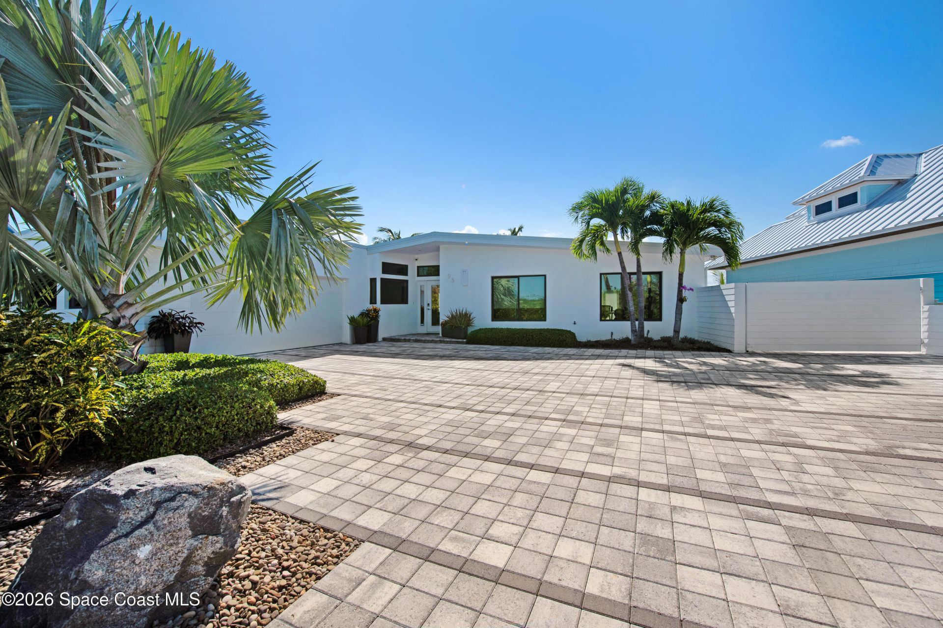 93 W Bay Drive, Cocoa Beach, FL 32931 Photo