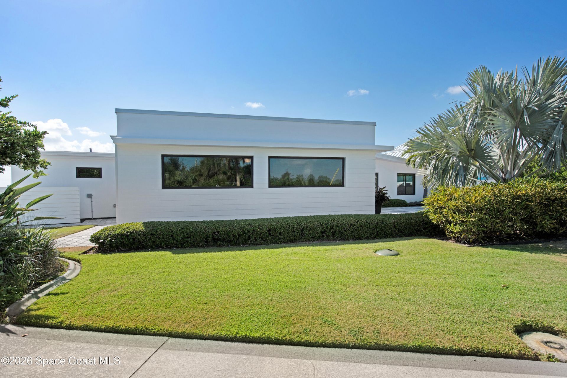 93 W Bay Drive, Cocoa Beach, FL 32931 Photo