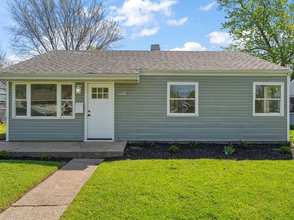 11 N Guyer Street , Hobart, IN 46342