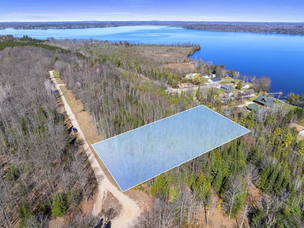 WHITE BUCK LANE, Crivitz, WI 54114