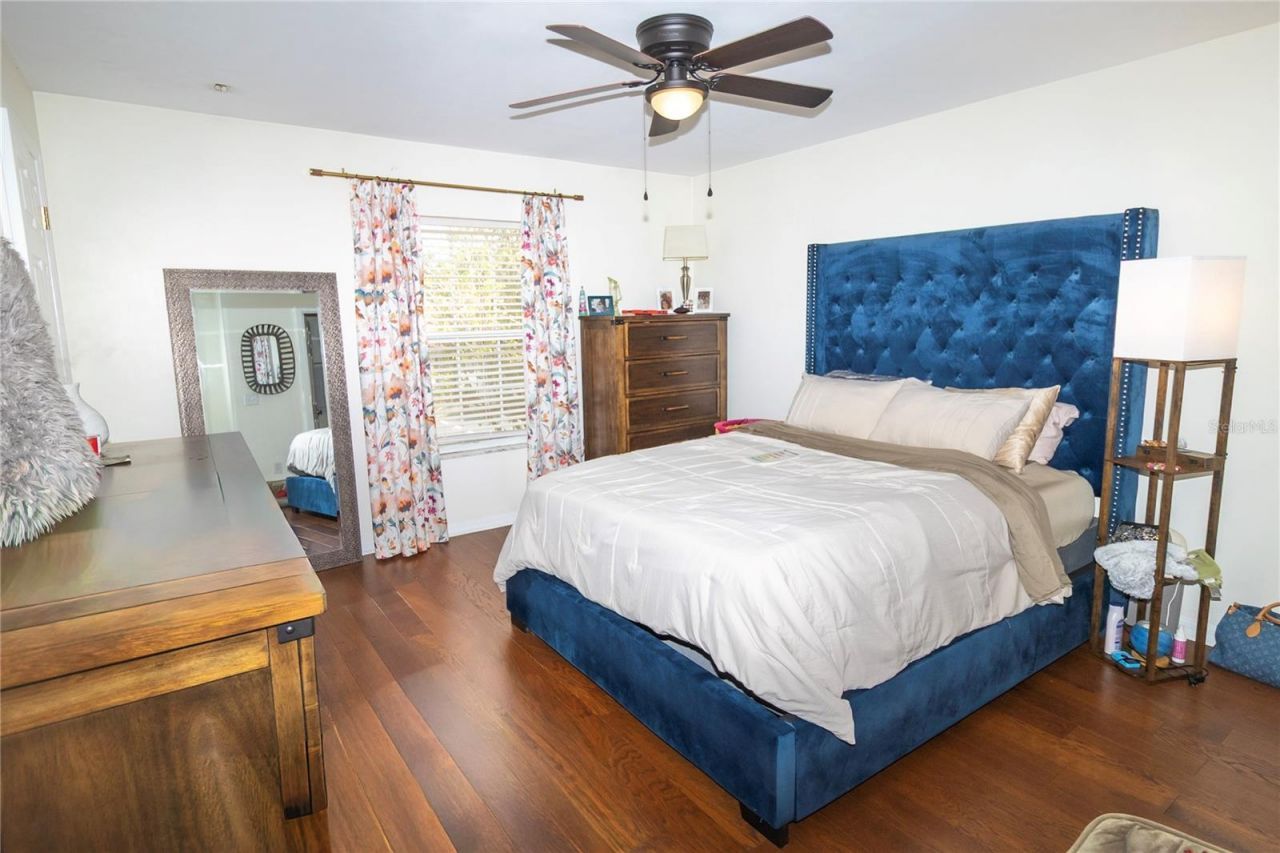 4215 SW 31st Drive, Unit 201, Gainesville, FL 32608 Photo
