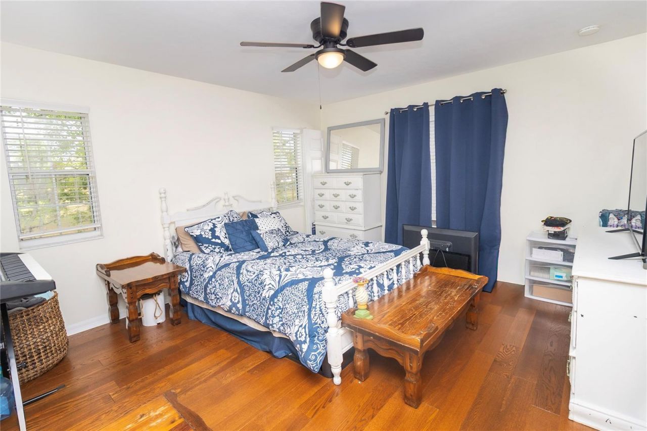 4215 SW 31st Drive, Unit 201, Gainesville, FL 32608 Photo