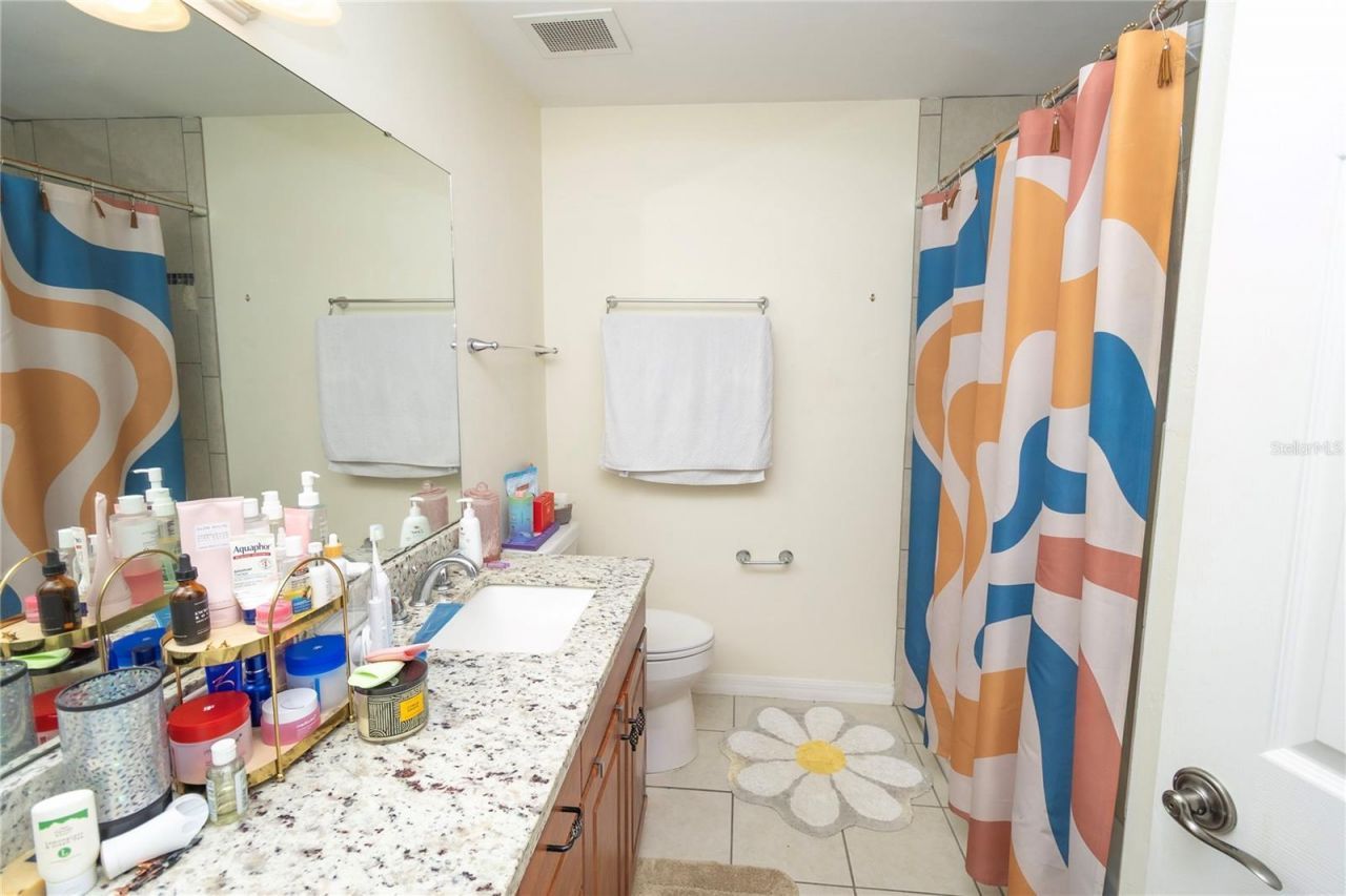 4215 SW 31st Drive, Unit 201, Gainesville, FL 32608 Photo