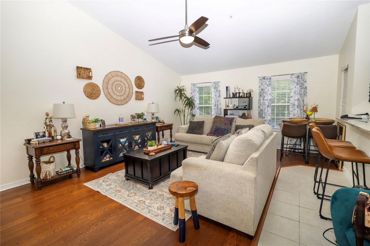 4215 SW 31st Drive, Unit 201, Gainesville, FL 32608 Photo