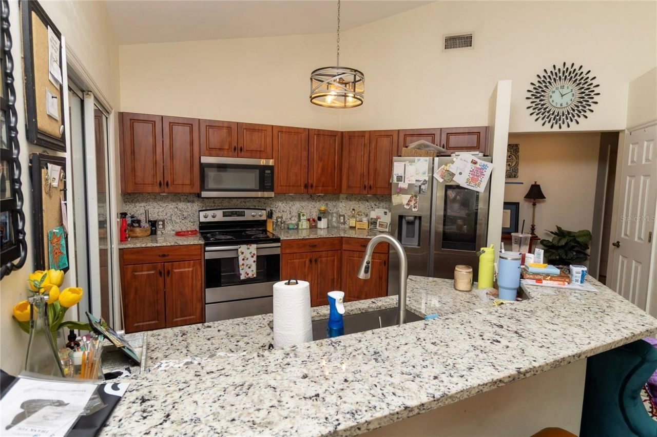 4215 SW 31st Drive, Unit 201, Gainesville, FL 32608 Photo