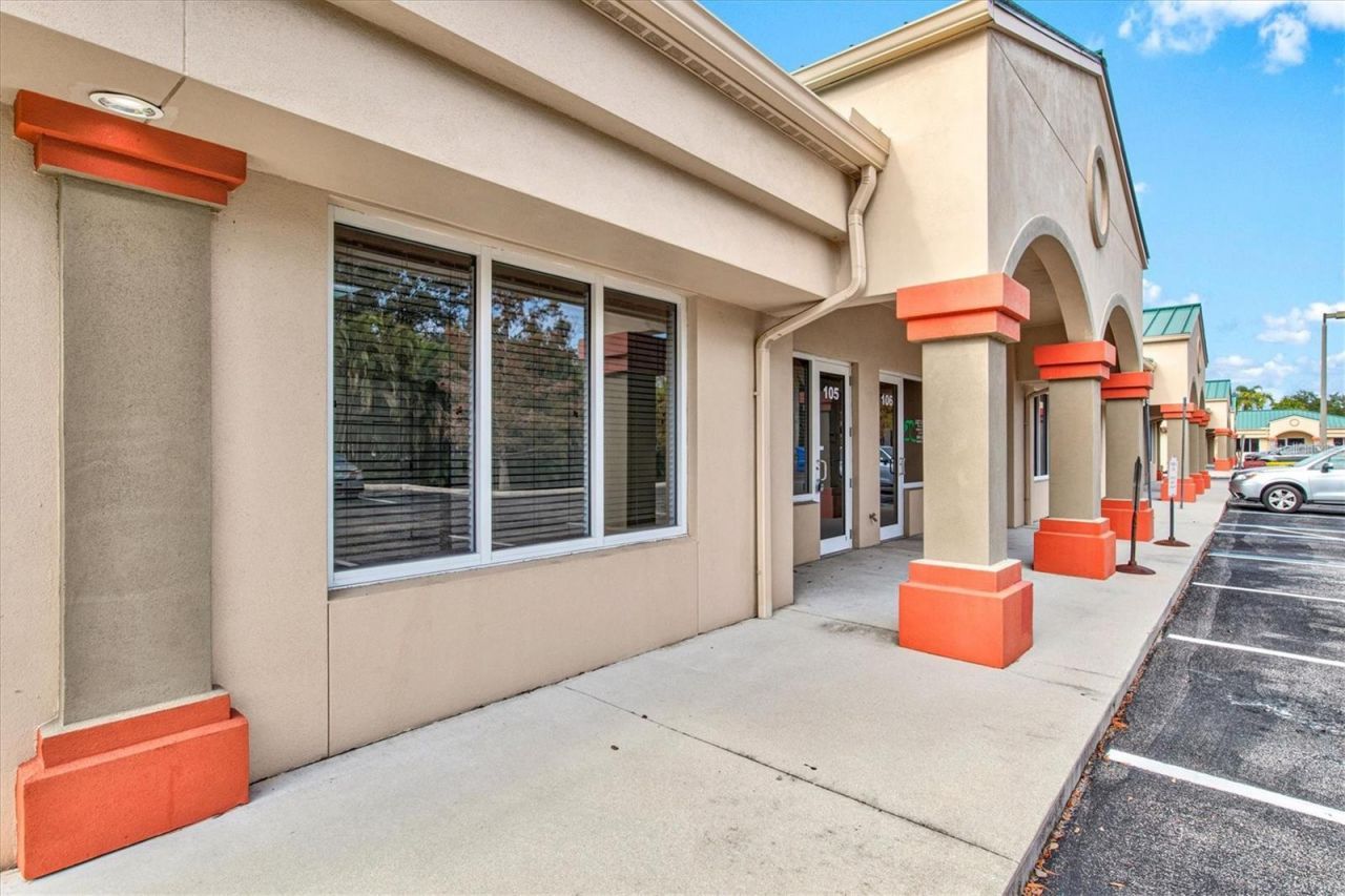 234 N Rhodes Avenue, Unit 105, Sarasota, FL 34237 Photo