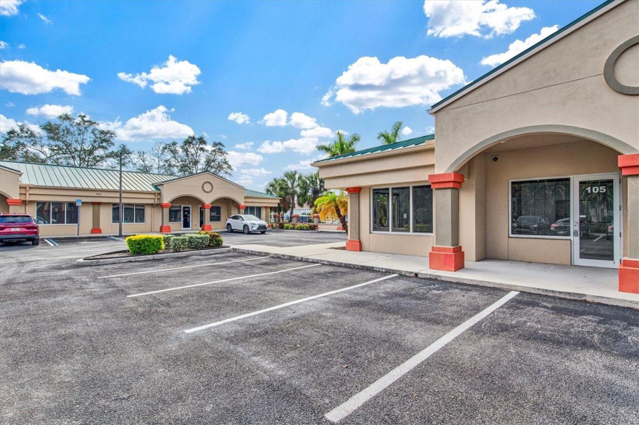 234 N Rhodes Avenue, Unit 105, Sarasota, FL 34237 Photo