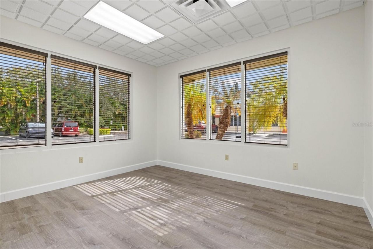 234 N Rhodes Avenue, Unit 105, Sarasota, FL 34237 Photo