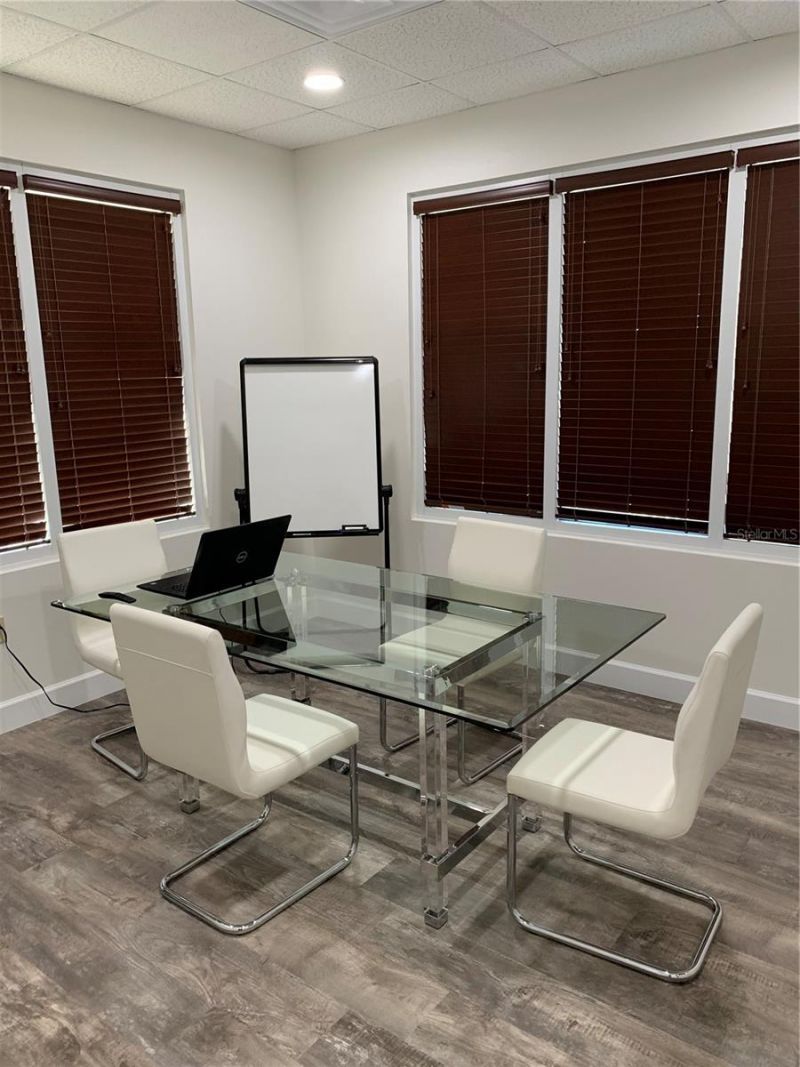 234 N Rhodes Avenue, Unit 108, Sarasota, FL 34237 Photo
