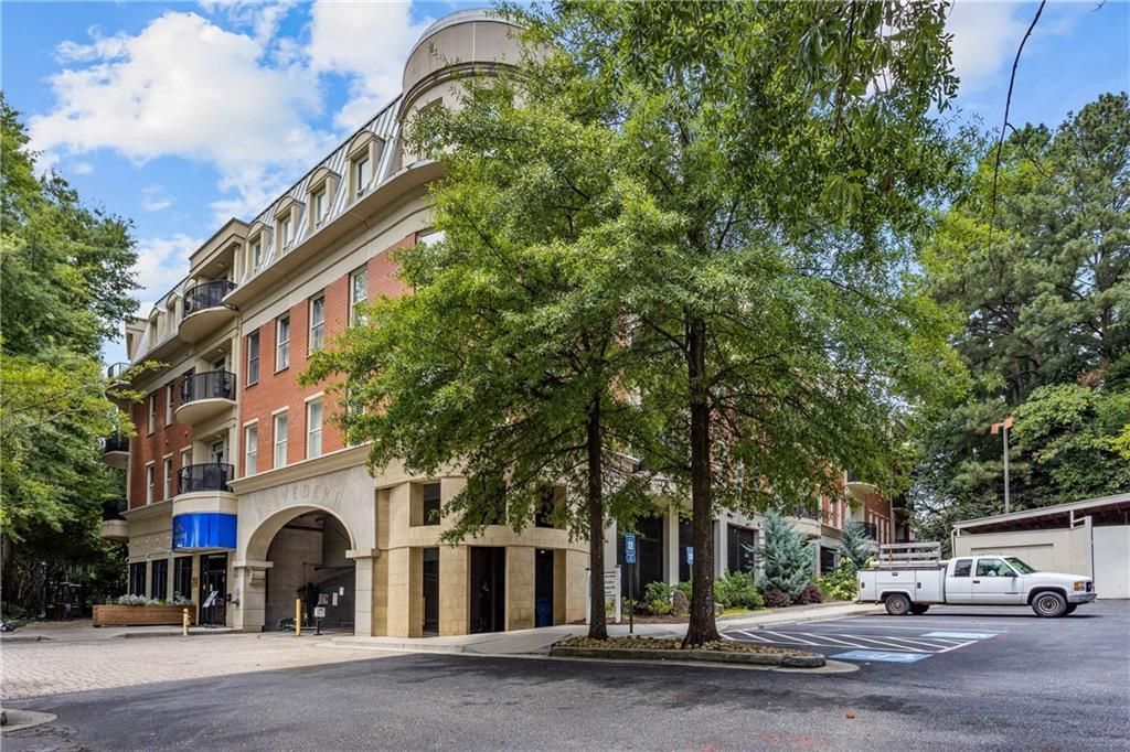 560 Dutch Valley Road Ne, Unit 311, Atlanta, GA 30324 Main Photo
