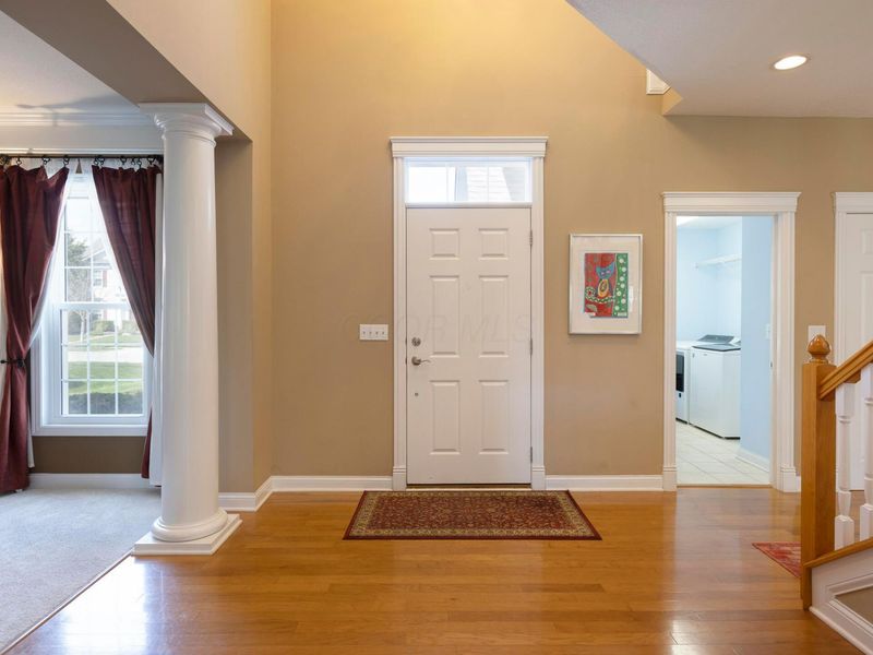 7033 Cunningham Drive, New Albany, OH 43054 Photo 5