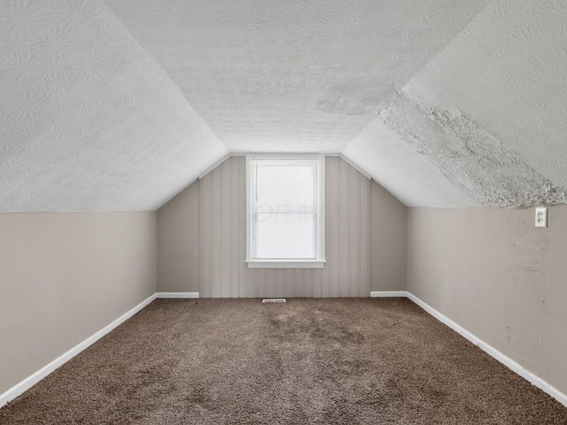 555 Clark Avenue , Columbus, OH 43223 Photo 22