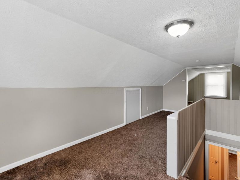 555 Clark Avenue , Columbus, OH 43223 Photo 23