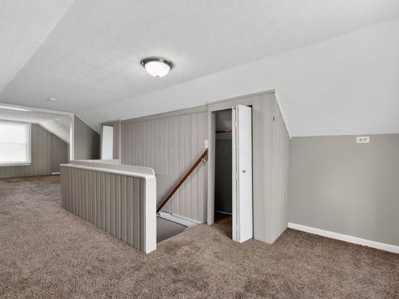 555 Clark Avenue , Columbus, OH 43223 Photo 25