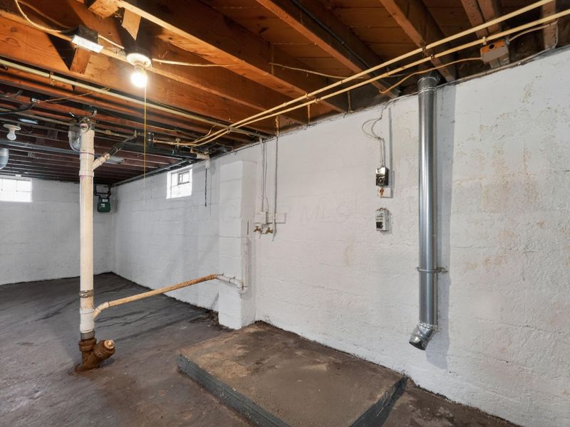 555 Clark Avenue , Columbus, OH 43223 Photo 26