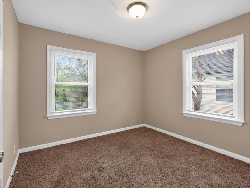 555 Clark Avenue , Columbus, OH 43223 Photo 8