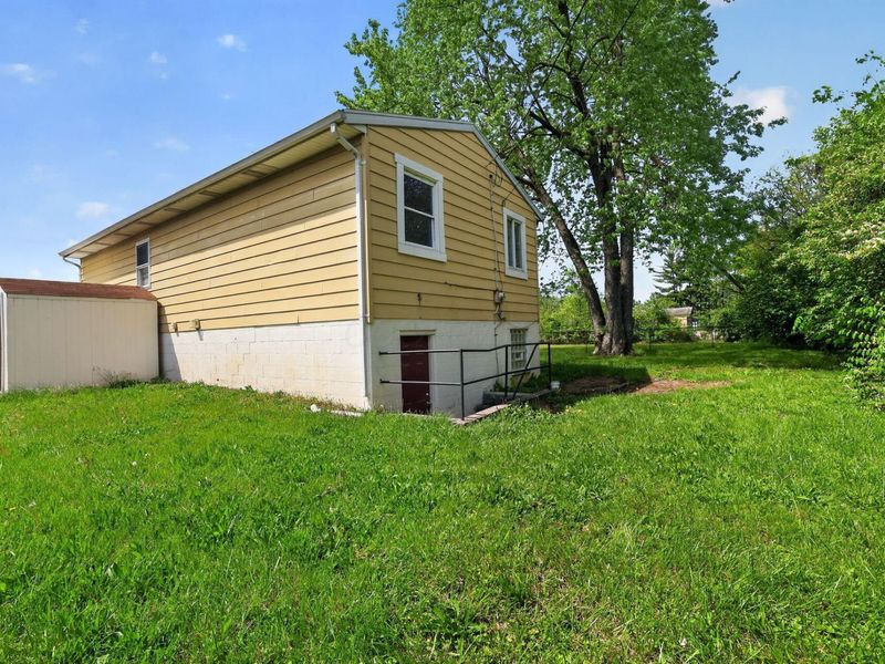 2672 Arcola Road , Columbus, OH 43207 Photo 10