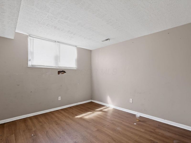 2672 Arcola Road , Columbus, OH 43207 Photo 15