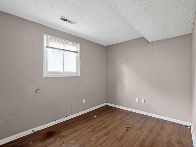 2672 Arcola Road , Columbus, OH 43207 Photo 17