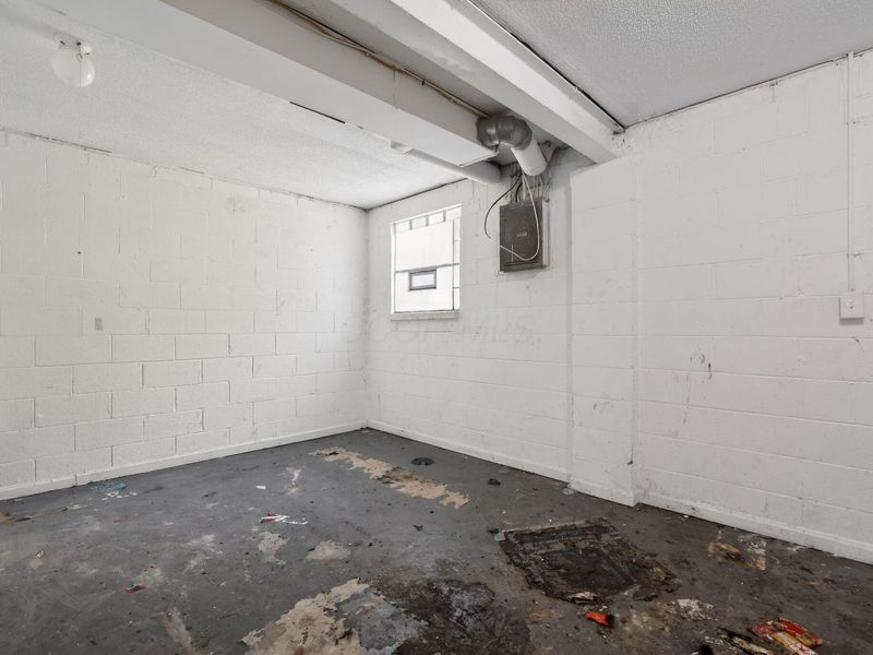 2672 Arcola Road , Columbus, OH 43207 Photo 36