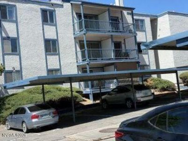 2555 Clear Acre Lane, Unit 33/3, Reno, NV 89512